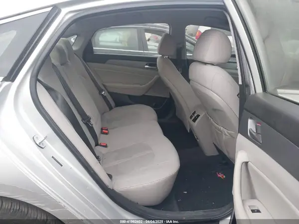 5NPE34AFXJH724211 2018 HYUNDAI SONATA - Image 8