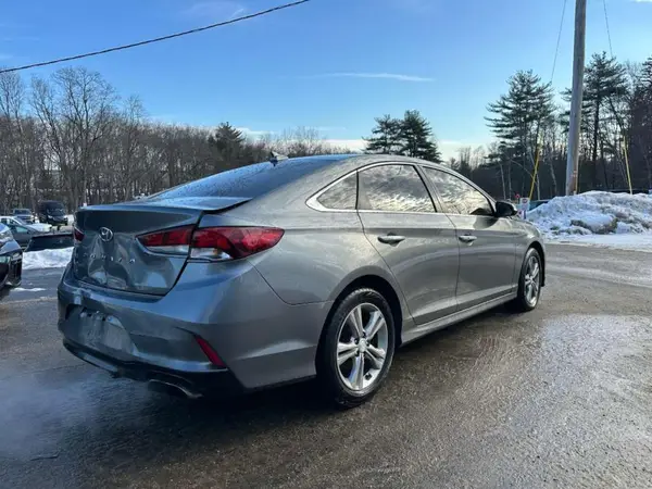 5NPE34AFXKH735839 2019 HYUNDAI SONATA - Image 2