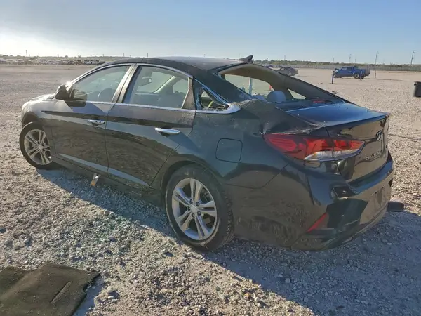 5NPE34AFXKH745500 2019 HYUNDAI SONATA - Image 2