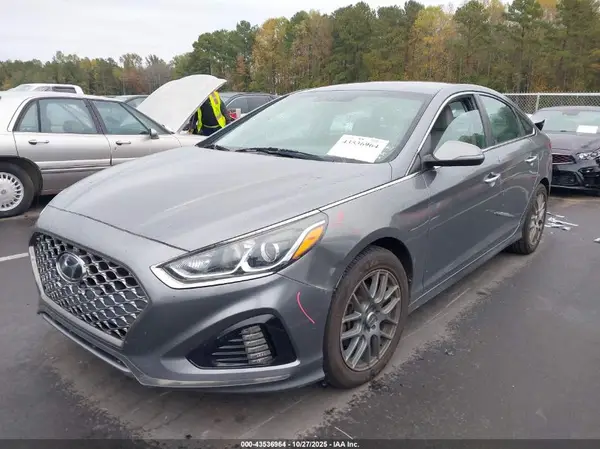 5NPE34AFXKH747683 2019 HYUNDAI SONATA - Image 2