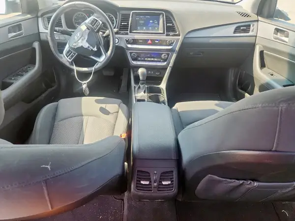 5NPE34AFXKH747926 2019 HYUNDAI SONATA - Image 8