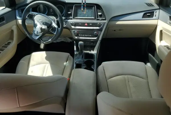 5NPE34AFXKH748638 2019 HYUNDAI SONATA - Image 8