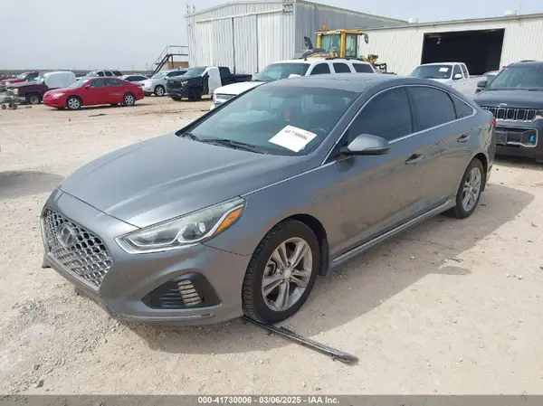 5NPE34AFXKH753127 2019 HYUNDAI SONATA - Image 2