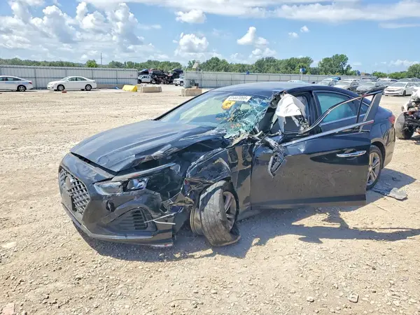5NPE34AFXKH757694 2019 HYUNDAI SONATA - Image 1