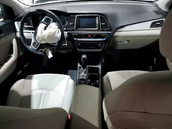 5NPE34AFXKH75781 2019 HYUNDAI SONATA - Image 8