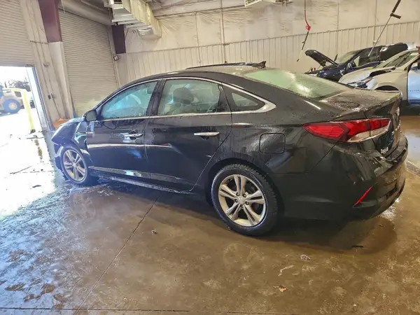5NPE34AFXKH761177 2019 HYUNDAI SONATA - Image 2