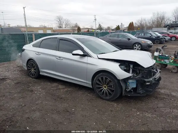 5NPE34AFXKH767643 2019 HYUNDAI SONATA - Image 1