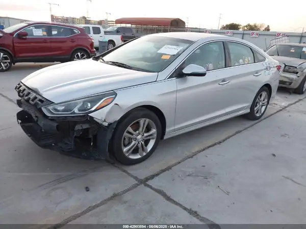 5NPE34AFXKH767979 2019 HYUNDAI SONATA - Image 2
