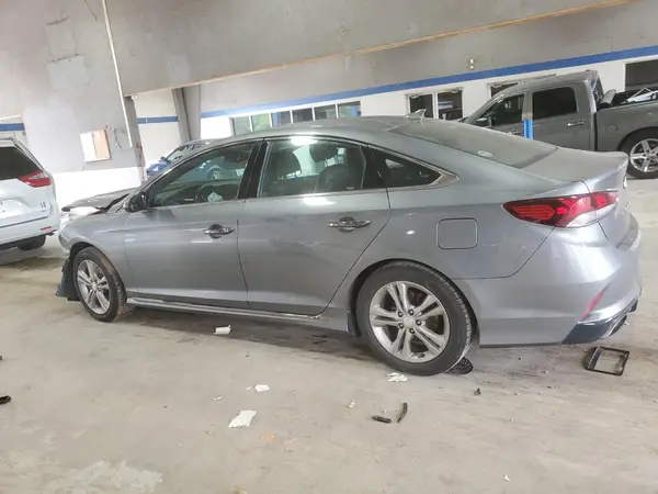 5NPE34AFXKH768629 2019 HYUNDAI SONATA - Image 2