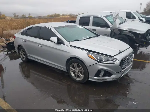 5NPE34AFXKH770235 2019 HYUNDAI SONATA - Image 1