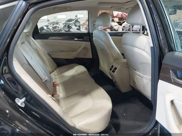 5NPE34AFXKH776374 2019 HYUNDAI SONATA - Image 8