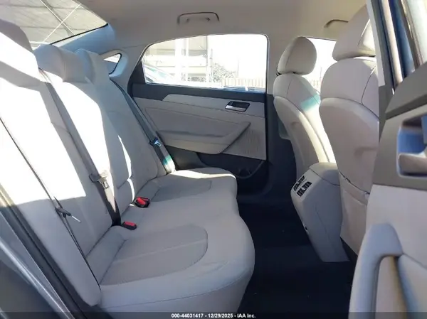 5NPE34AFXKH783793 2019 HYUNDAI SONATA - Image 8