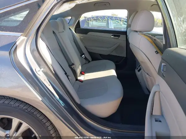 5NPE34AFXKH785799 2019 HYUNDAI SONATA - Image 8