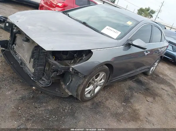 5NPE34AFXKH786693 2019 HYUNDAI SONATA - Image 2