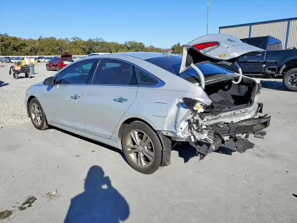 5NPE34AFXKH795037 2019 HYUNDAI SONATA - Image 2