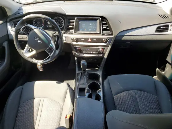 5NPE34AFXKH796737 2019 HYUNDAI SONATA - Image 8