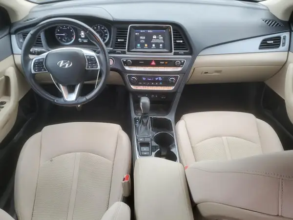 5NPE34AFXKH803086 2019 HYUNDAI SONATA - Image 8