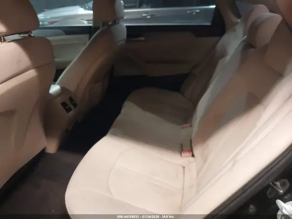 5NPE34AFXKH805758 2019 HYUNDAI SONATA - Image 8
