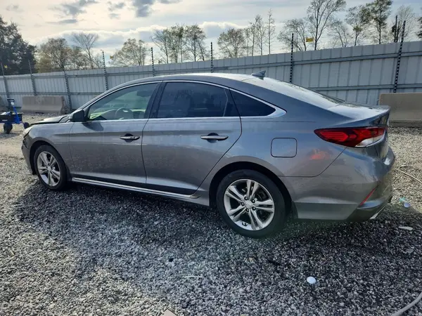 5NPE34AFXKH814881 2019 HYUNDAI SONATA - Image 2