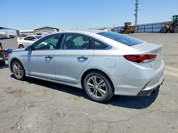 5NPE34AFXKH815030 2019 HYUNDAI SONATA - Image 2
