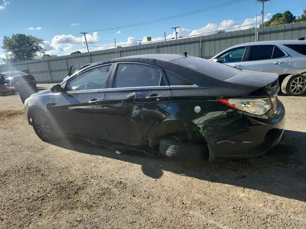 5NPEB4AC1DH595885 2022 HYUNDAI SONATA - Image 2