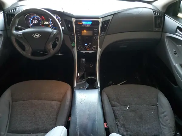 5NPEB4AC4DH680865 2017 HYUNDAI SONATA - Image 8