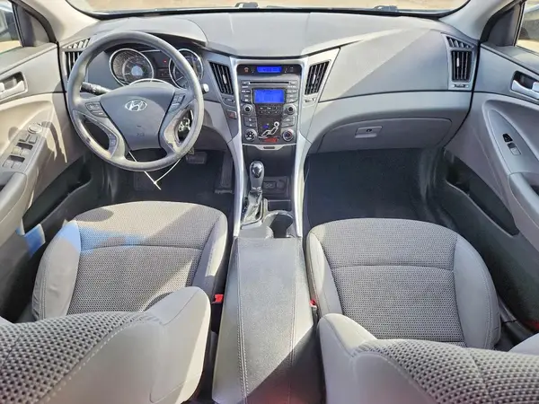 5NPEB4AC7CH461946 2019 HYUNDAI SONATA - Image 8