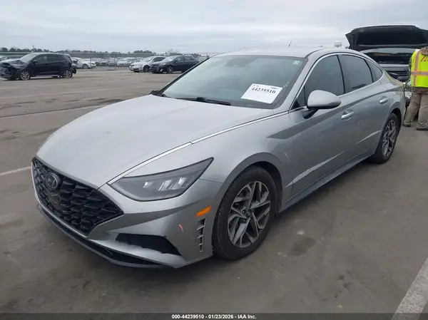 5NPEF4JA0LH017486 2020 HYUNDAI SONATA - Image 2