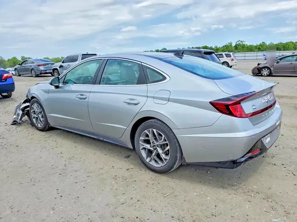 5NPEF4JA0MH094618 2021 HYUNDAI SONATA - Image 2