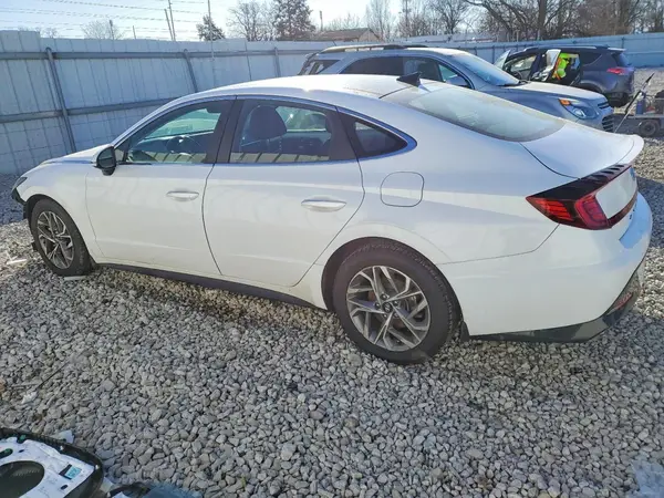 5NPEF4JA1MH079495 2021 HYUNDAI SONATA - Image 2