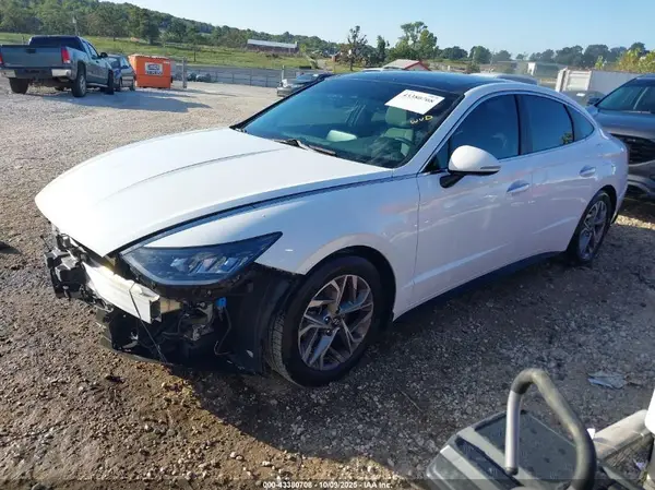 5NPEF4JA1MH094577 2021 HYUNDAI SONATA - Image 2