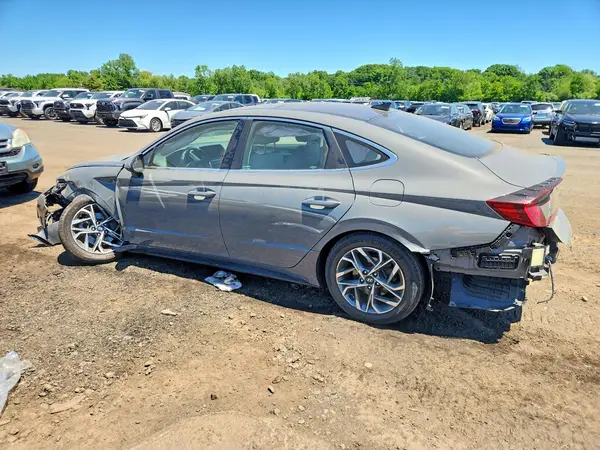 5NPEF4JA1MH124998 2021 HYUNDAI SONATA - Image 2