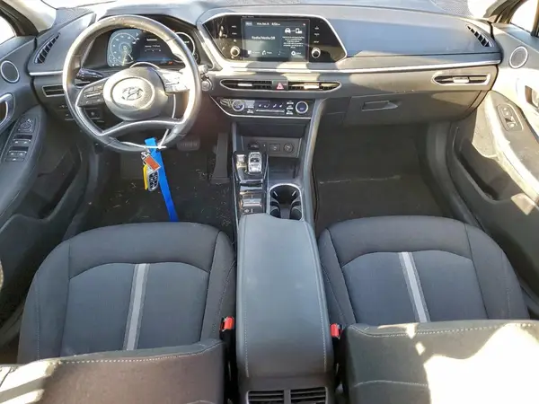 5NPEF4JA2LH021880 2020 HYUNDAI SONATA - Image 8
