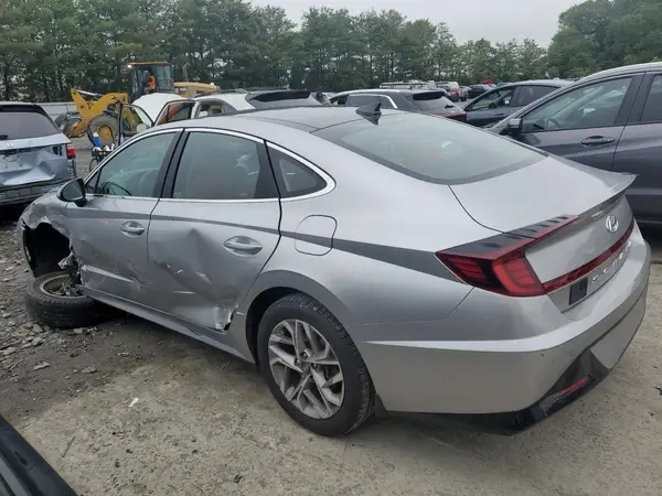 5NPEF4JA2MH098587 2021 HYUNDAI SONATA - Image 2