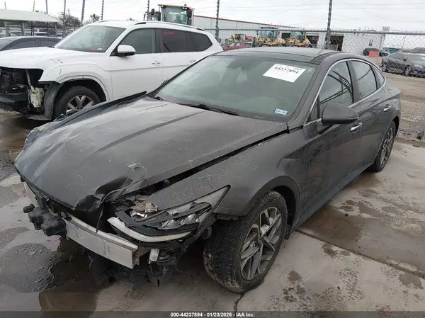 5NPEF4JA3MH089879 2021 HYUNDAI SONATA - Image 2
