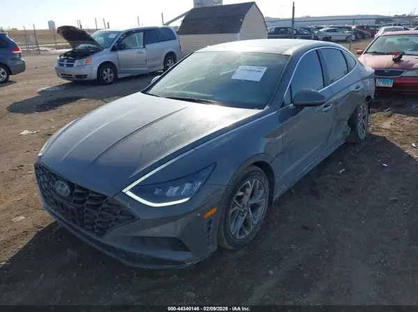5NPEF4JA3MH097304 2021 HYUNDAI SONATA - Image 2