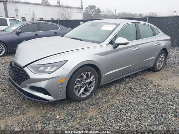 5NPEF4JA4LH046795 2020 HYUNDAI SONATA - Image 2