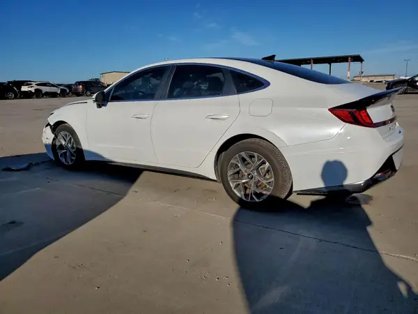 5NPEF4JA4MH069236 2021 HYUNDAI SONATA - Image 2