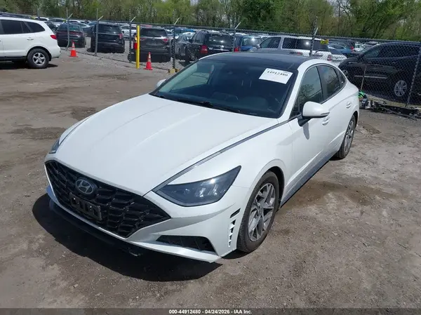 5NPEF4JA5MH079810 2021 HYUNDAI SONATA - Image 2