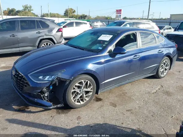 5NPEF4JA5MH115737 2021 HYUNDAI SONATA - Image 2