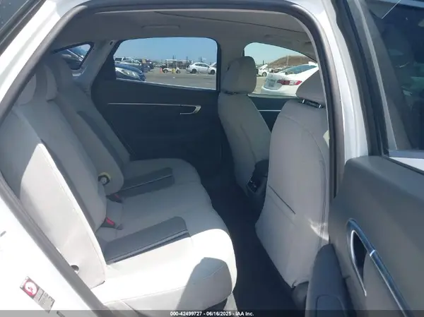 5NPEF4JA6MH098835 2021 HYUNDAI SONATA - Image 8