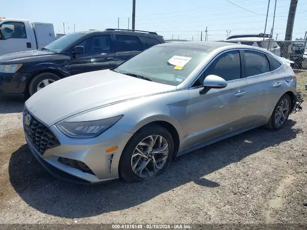 5NPEF4JA6MH120705 2021 HYUNDAI SONATA - Image 2