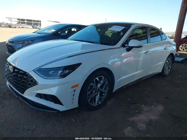5NPEF4JA7LH015766 2020 HYUNDAI SONATA - Image 2