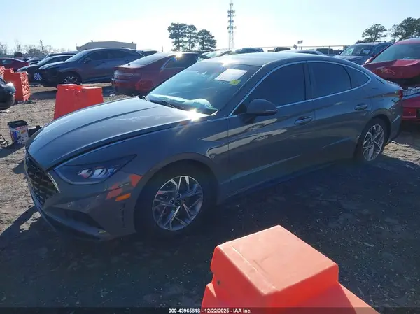 5NPEF4JA7LH018697 2020 HYUNDAI SONATA - Image 2