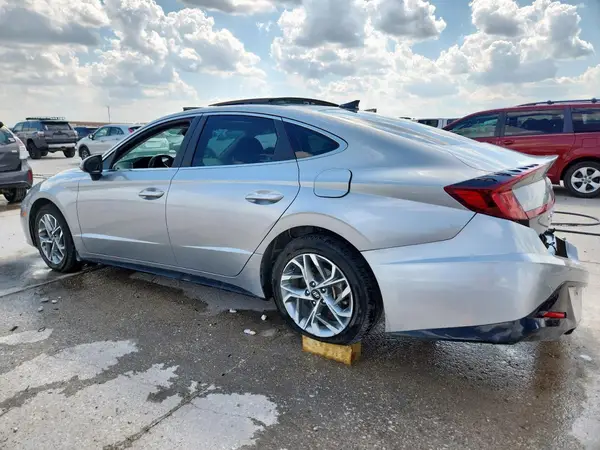 5NPEF4JA7MH078559 2021 HYUNDAI SONATA - Image 2