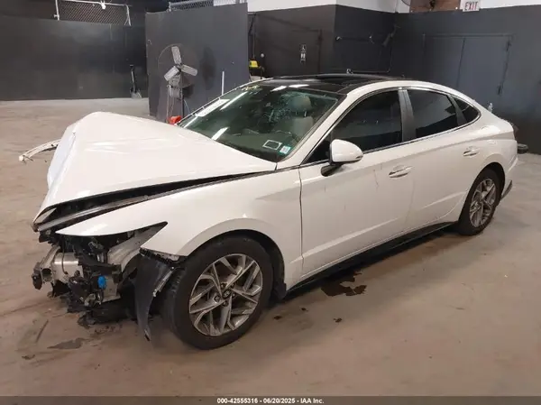 5NPEF4JA7MH098827 2021 HYUNDAI SONATA - Image 2