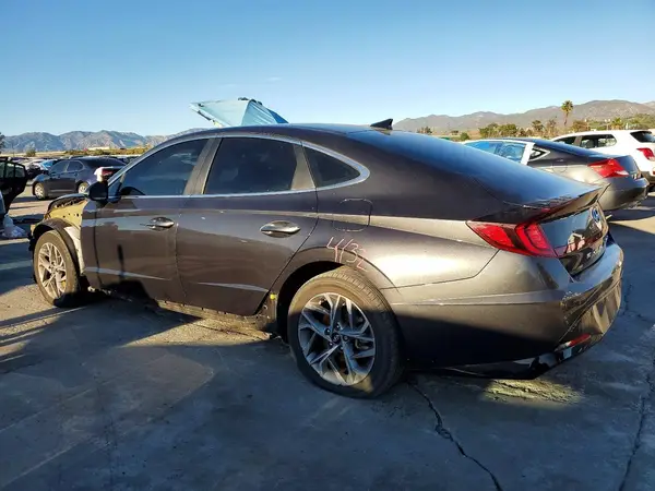 5NPEF4JA8MH095497 2021 HYUNDAI SONATA - Image 2