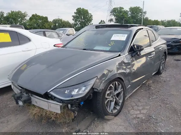 5NPEF4JA8MH102268 2021 HYUNDAI SONATA - Image 2