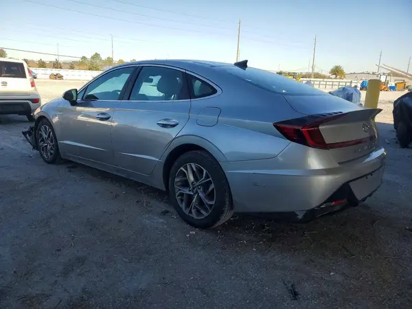 5NPEF4JA8MH105090 2021 HYUNDAI SONATA - Image 2