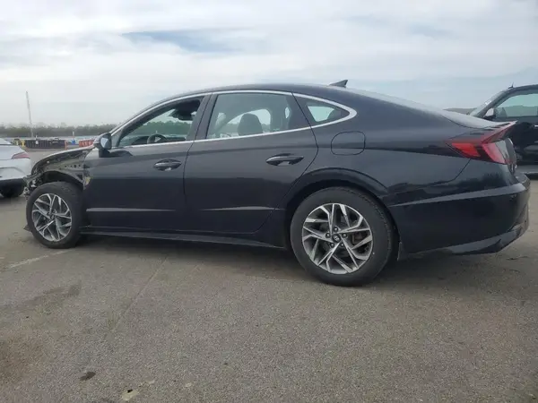 5NPEF4JA8MH117126 2021 HYUNDAI SONATA - Image 2